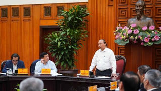 Việt Nam luôn coi trọng, dành ưu tiên hàng đầu  cho quan hệ đặc biệt với Lào