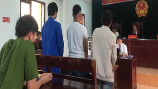 Kết cục có hậu vụ 'đại chiến' vì thăm nuôi con 