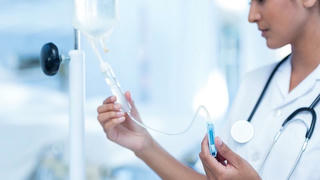 Nguy hiểm khi tự ý tiêm truyền tại nhà