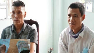 Nhặt được 360 triệu đồng trong bọc nilon, tìm người trả lại