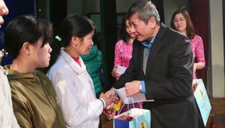 Ưu tiên chăm lo Tết cho người lao động