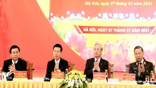 Bảo vệ nền tảng tư tưởng của Đảng: Chủ động nhận diện, làm rõ các luận điệu xuyên tạc