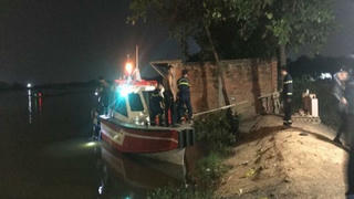 Tìm thấy thi thể nam thanh niên dưới sông Sài Gòn