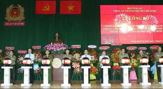 Đẩy mạnh đấu tranh tội phạm trên không gian mạng