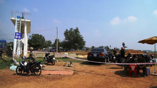 Mẹ tử vong dưới kênh, 2 con mất tích ở Tây Ninh