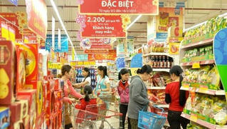 Thị trường dịp Tết vẫn sôi động dù bị ảnh hưởng bởi dịch Covid-19