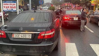 Xác định chủ nhân dùng biển số thật của xe Mercedes trùng biển