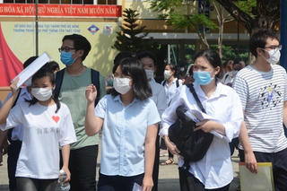 Thí sinh thi tốt nghiệp THPT tại TP HCM được đổi địa điểm thi 