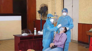 Ngày mai, TP HCM lấy mẫu xét nghiệm cho học sinh thi tốt nghiệp THPT