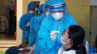 18 mẫu gộp thí sinh TP HCM thi tốt nghiệp THPT dương tính COVID-19