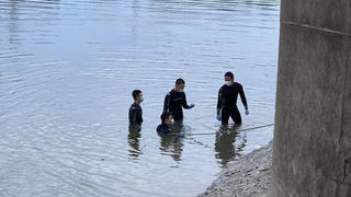 Người phụ nữ nhảy kênh Tàu Hủ tự tử