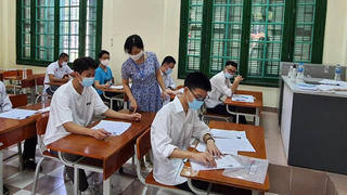 Tổ chức xét tuyển riêng thí sinh đặc cách tốt nghiệp THPT?