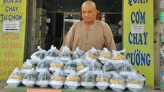 Nhiều người xót thương khi chủ quán ăn từ thiện Cường Béo qua đời