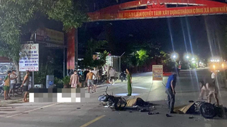 Hai xe máy va chạm, 3 người thiệt mạng