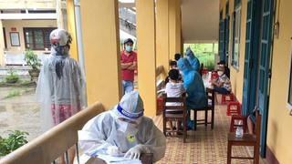 Một số tỉnh cho học sinh nghỉ học vì liên quan đến ca mắc COVID-19
