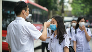 Loạt trường đại học cho sinh viên trở lại học trực tiếp