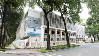 Đại học Kinh tế TP HCM đổi tên