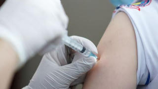 Dự kiến ngày mai, 27/10, tiêm vaccine COVID-19 cho học sinh ở TP HCM