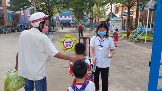 Thêm nhiều địa phương cho học sinh tạm dừng đến trường vì dịch COVID-19
