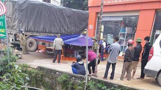 Tin giao thông đến sáng 29/10: Bị ô tô container cuốn vào gầm, 2 người phụ nữ tử vong