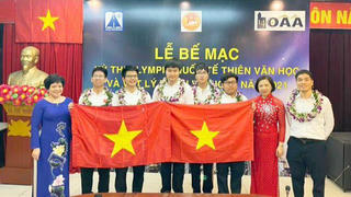 5 học sinh giành huy chương tại kỳ thi Olympic quốc tế về vật lý thiên văn