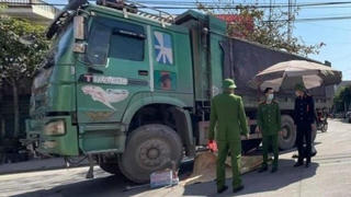 Tin giao thông đến sáng 8/12: Liên tiếp tai nạn xe tải, 3 người tử vong