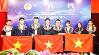 7 học sinh Hà Nội giành huy chương tại Olympic Quốc tế IOM