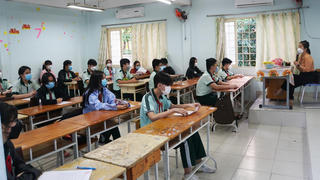 Hôm nay, học sinh tỉnh, thành nào đến trường trực tiếp?