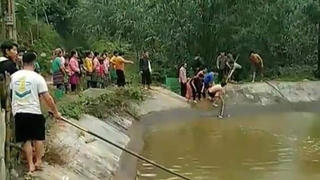 Đi lấy bùn gieo mạ, 3 người đuối nước tử vong