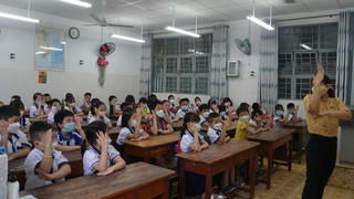 Thực hư thông tin Hà Nội, TP HCM cho học sinh nghỉ học