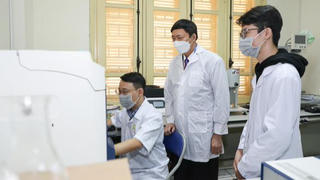 Trường THPT chuyên được học trước chương trình đại học