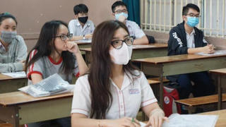 Nhà trường nói gì việc bị tố 'tư vấn' học sinh không thi vào lớp 10?