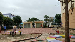 Người đàn ông rơi từ tầng cao chung cư tử vong