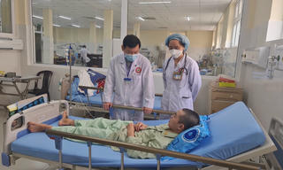 Kịp thời cứu nam thiếu niên nguy kịch do tai nạn giao thông