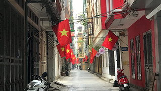 Thủ đô hân hoan chào mừng 45 năm ngày thống nhất đất nước