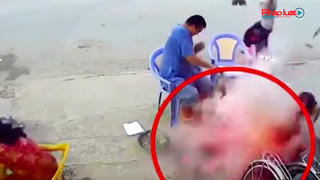 Bàng hoàng nổ lớn khi đang nướng thịt trên hè phố 