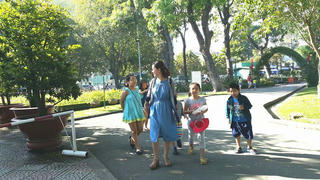 Phạt tiền khi đánh học sinh sẽ khiến giáo viên yếu đuối, sợ trò?