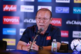 Gặp ĐT Việt Nam 19h45 hôm nay: Thái Lan khó vượt qua vật cản quá lớn?