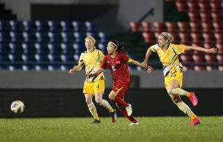 'Lớn nhanh' nhờ thất bại trước đối thủ mạnh