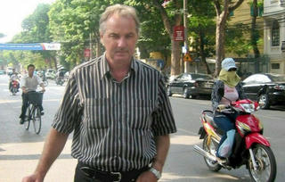 Vợ cố HLV Riedl gửi thư cảm ơn VFF