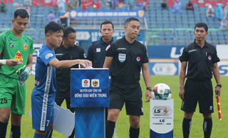 VFF tiếp tục chấn chỉnh, cảnh cáo trọng tài