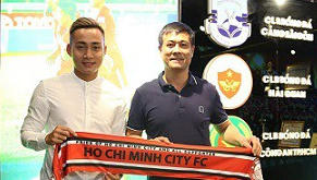 Kẻ ở, người đi sau V.League 2020