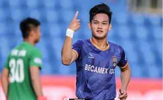 Sôi động thị trường chuyển nhượng V.League