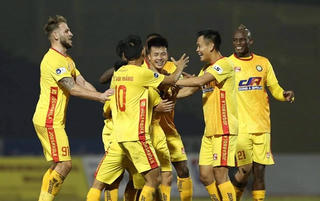 Cầu thủ Đông Á Thanh Hóa sẽ nhận lương theo tuần