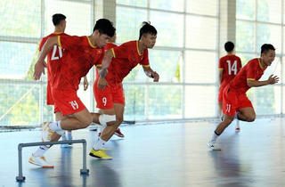 Cách nào để Futsal Việt Nam mạnh hơn, nhanh hơn, bền bỉ hơn?