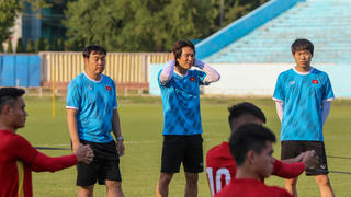  U23 Việt Nam tập buổi đầu tiên tại Tashkent