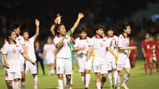 Chuyên gia FIFA 'hiến kế' phát triển thể lực cho bóng đá nữ