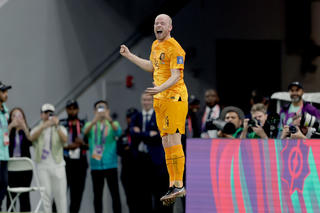 Hà Lan thắng nhẹ nhàng Senegal