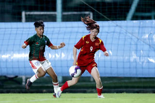 U17 nữ Việt Nam thắng nhẹ nhàng U17 nữ Bangladesh