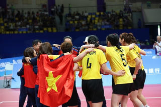 Báo Pháp luật Việt Nam vinh danh 'thành tích vàng' của Cầu mây Việt Nam